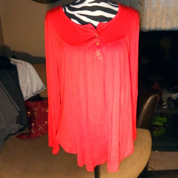 red long sleeve tunic